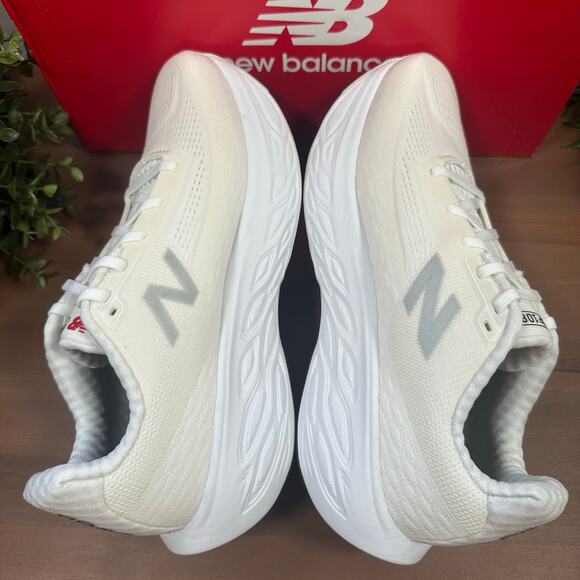 New Balance Men\'s Fresh Foam X 1080v14 White Shoes Size 8.5 main image 4